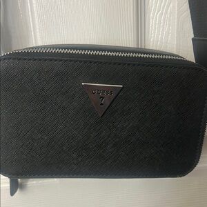 Guess Black Belt Bag Sleek Design